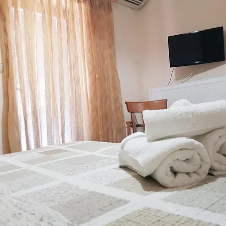 In The Heart Of Kastraki Apartment *